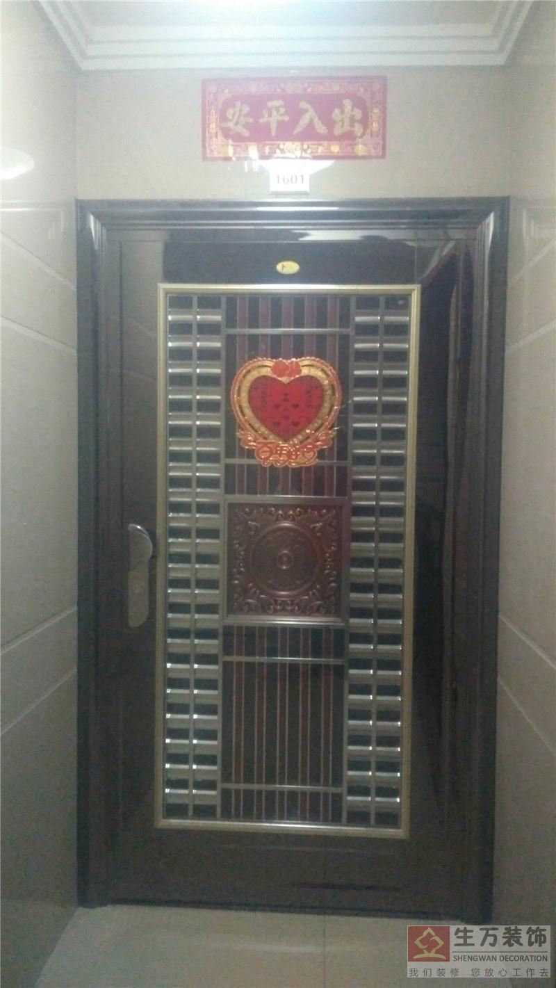 廣州高端新潮家庭黑鈦金防盜門生產第一品牌【廣州黑鈦金防盜門生產廠家】13年專注家庭黑鈦金防盜門設計,黑鈦金防盜門生產,黑鈦金防盜門研發,為客戶量身定制一站式設計、施工整體解決方案,TEL:4000-630-288